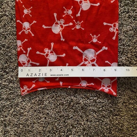 LIVING ONE LOVE Skull & Crossbones Red & White Neck Gaiter Scarf Bandana - Picture 5 of 6
